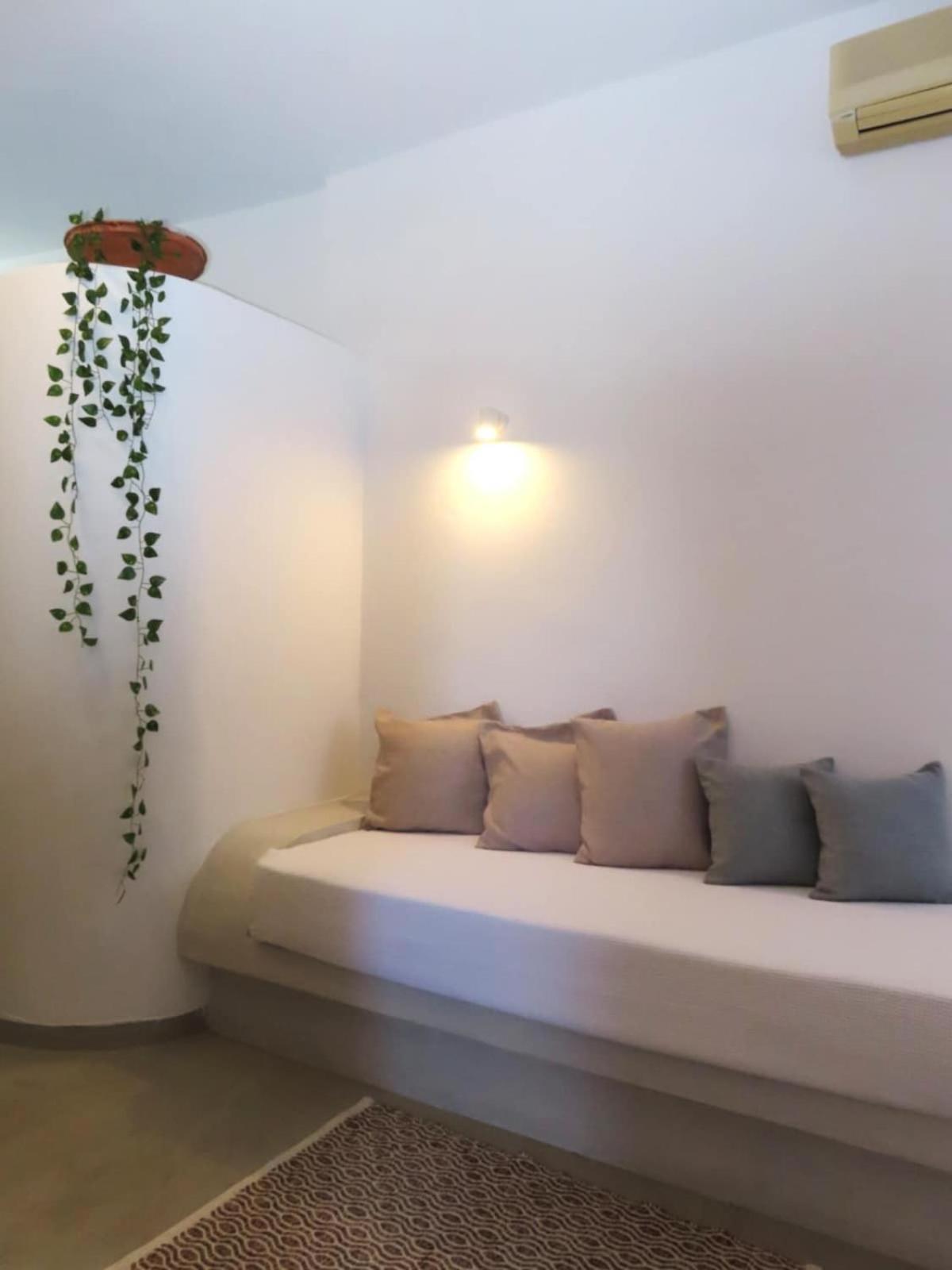 Villa Solasta #2 With Jacuzzi In Santorini Akrotírion Екстериор снимка