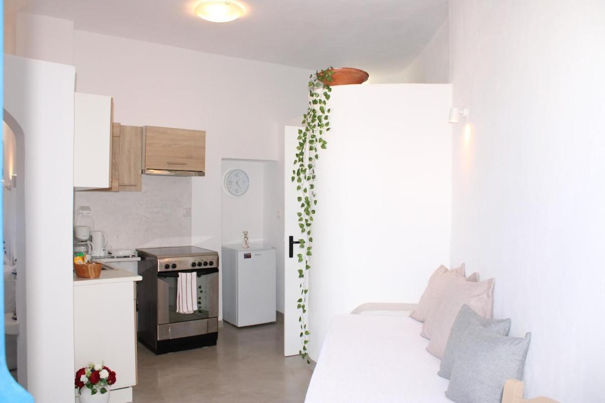 Villa Solasta #2 With Jacuzzi In Santorini Akrotírion Екстериор снимка