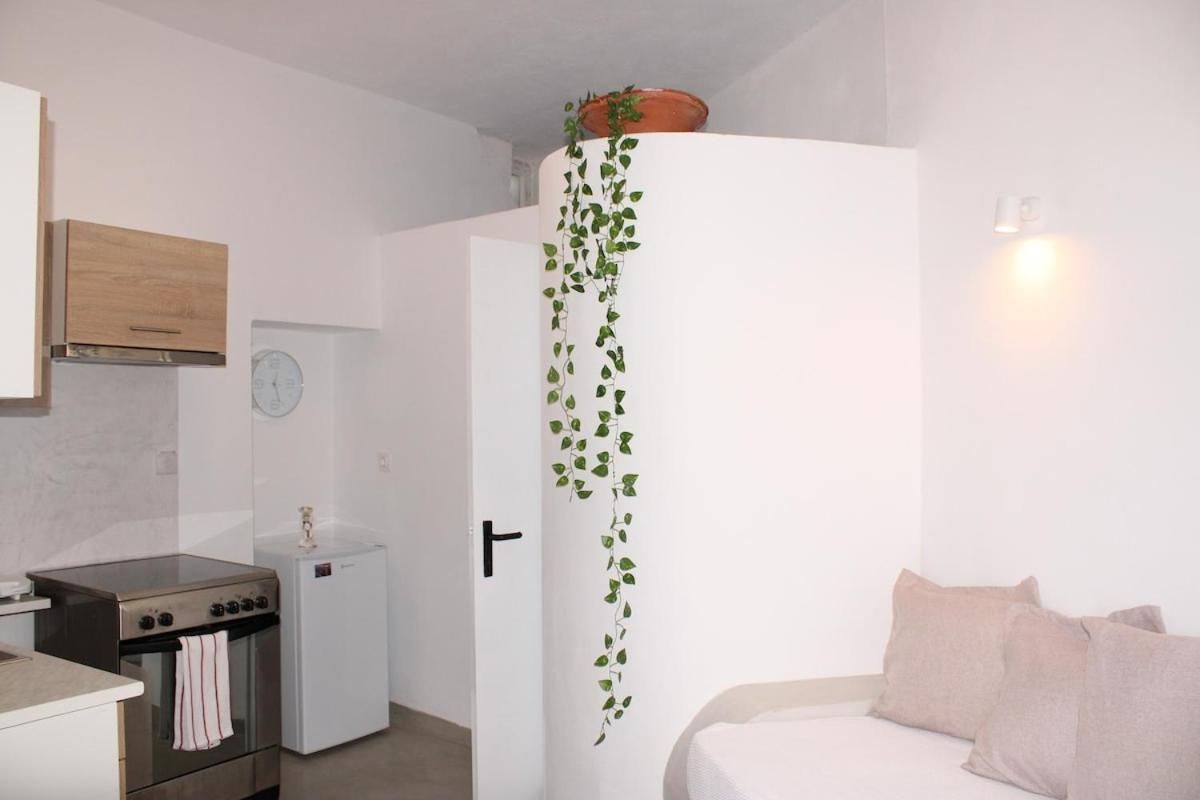 Villa Solasta #2 With Jacuzzi In Santorini Akrotírion Екстериор снимка